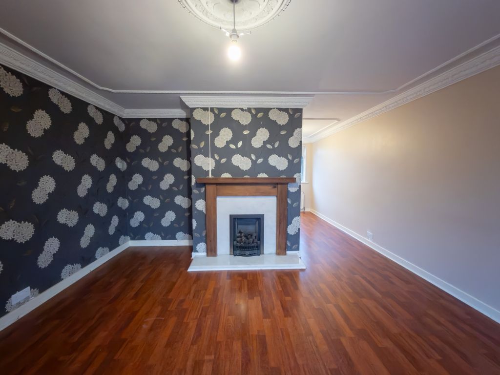 Property photo 3 of 20 Image 2