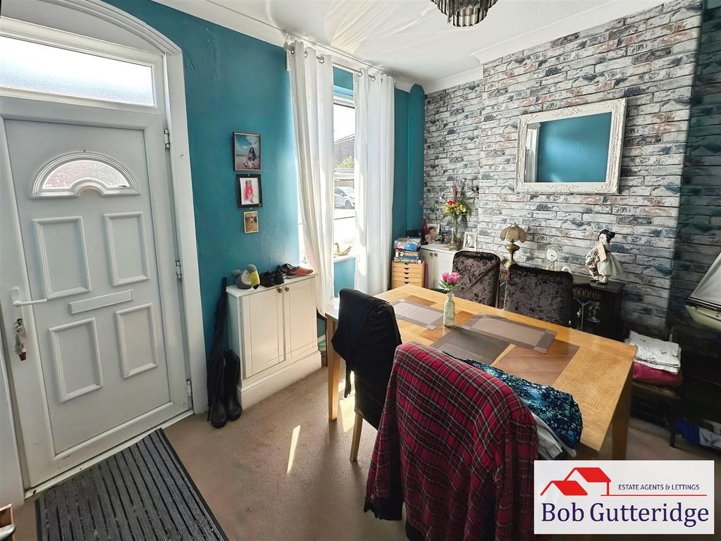 Property photo 3 of 13 Sitting Room