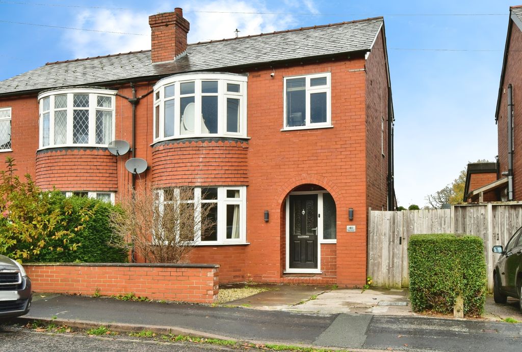 Property photo 1 of 15 Front View