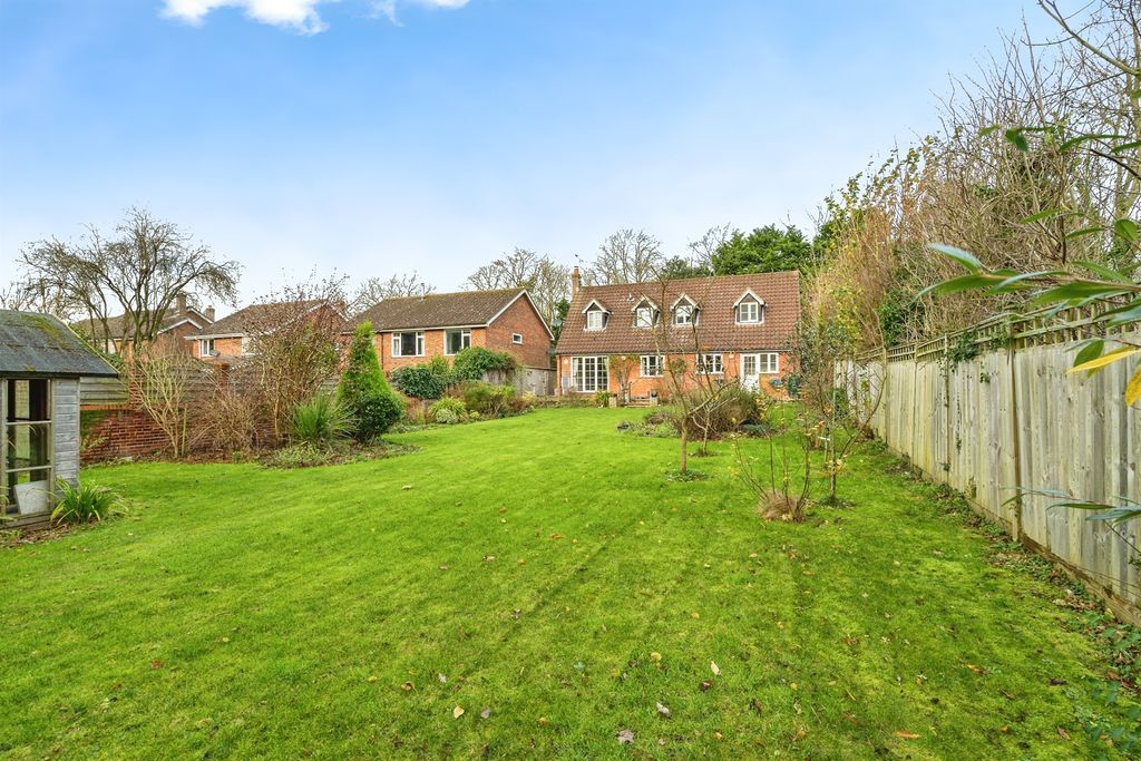 Property photo 3 of 17