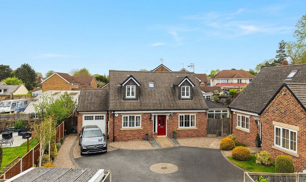 Property photo 1 of 30