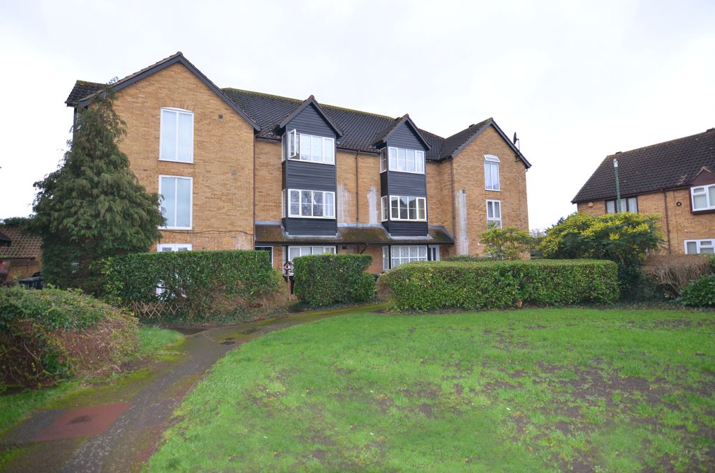 Property photo 2 of 11