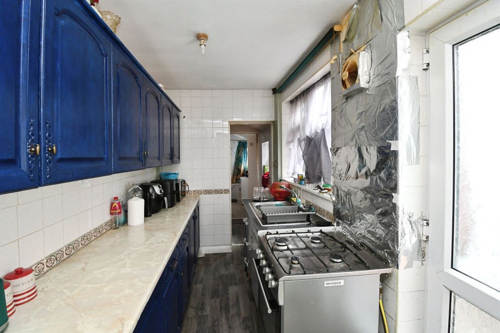 Property photo 2 of 11