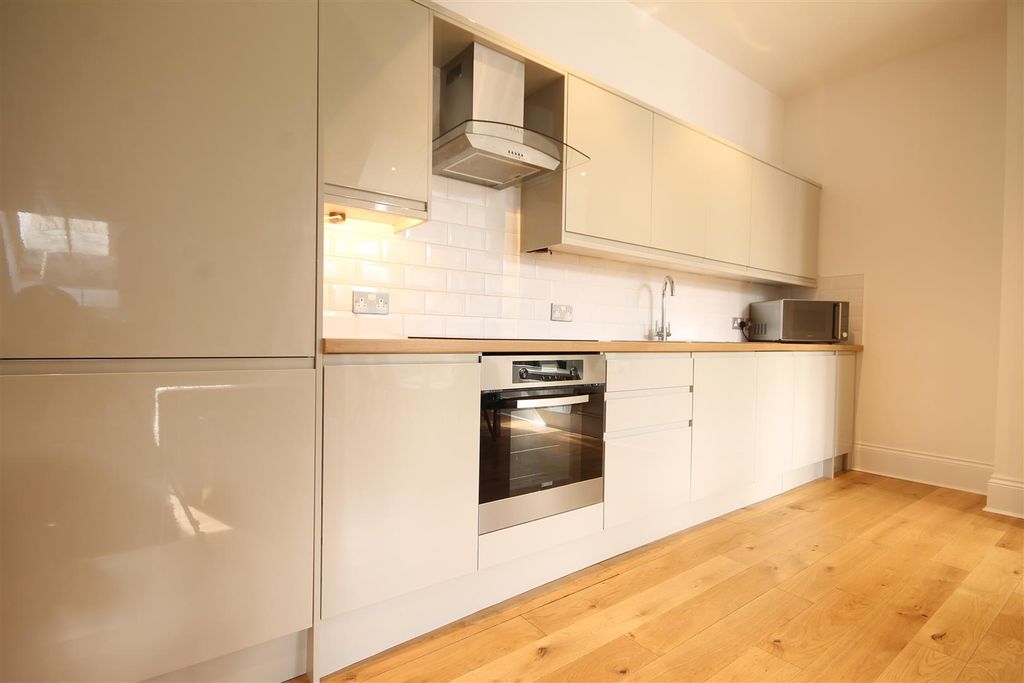 Property photo 3 of 10 47112.Jpg