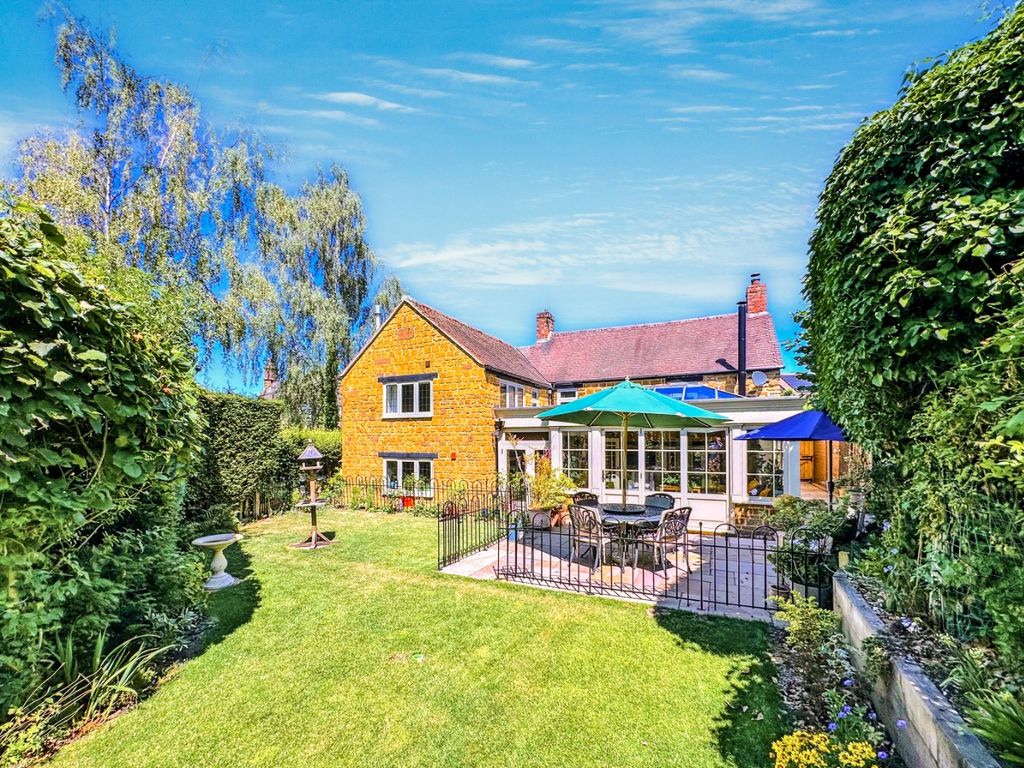 Property photo 3 of 83 42845314