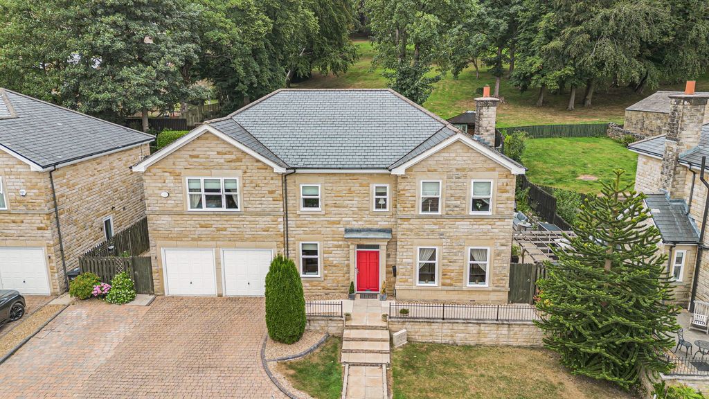 Property photo 1 of 45