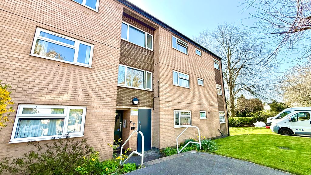 Property photo 1 of 8