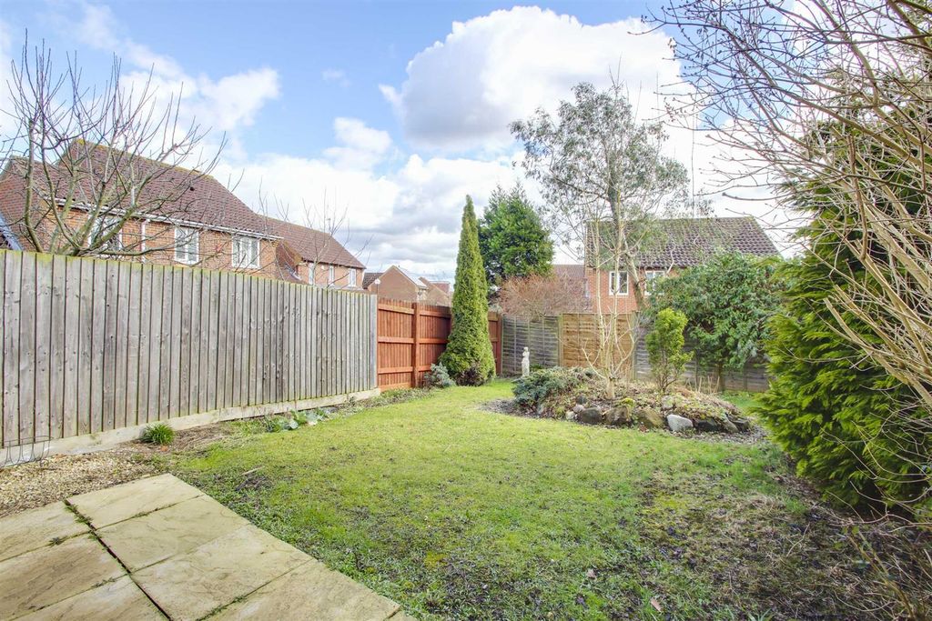 Property photo 2 of 13