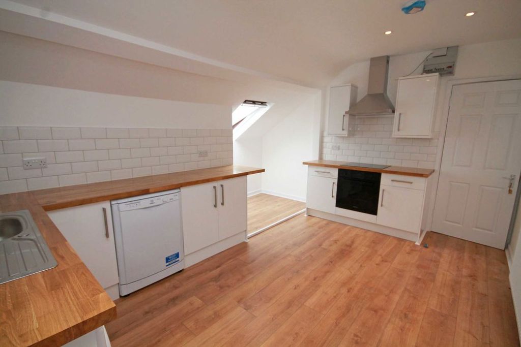 Property photo 3 of 3