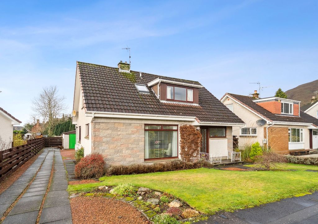 Property photo 1 of 26