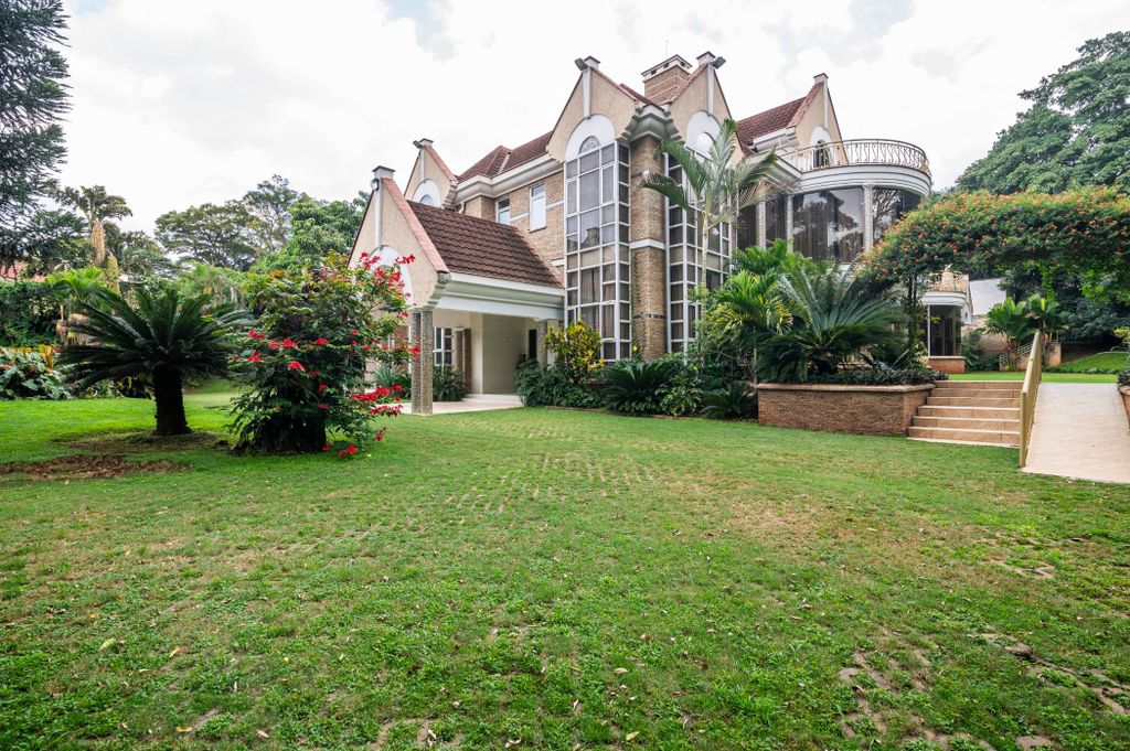 Property photo 1 of 24