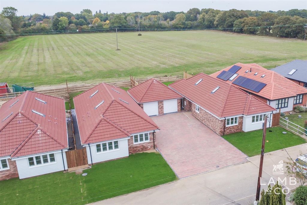 Property photo 3 of 28