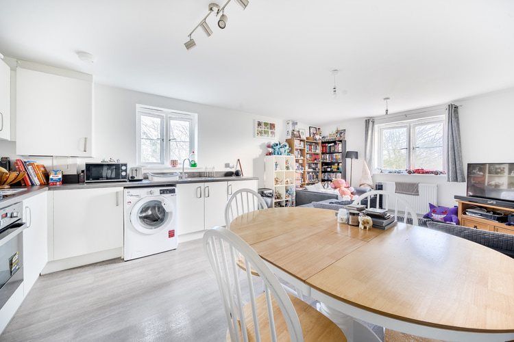 Property photo 3 of 14