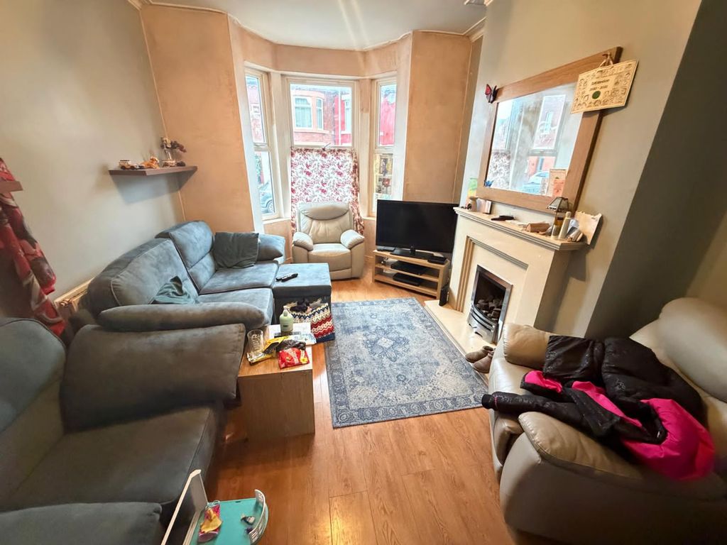 Property photo 3 of 9