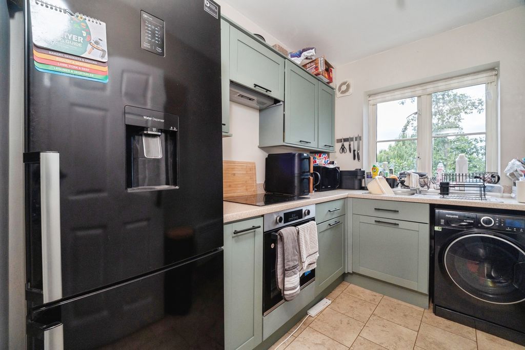 Property photo 3 of 18 Kitchen View 2