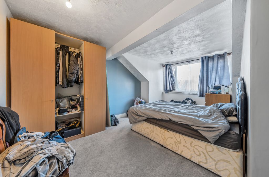 Additional image 17 of 6 bed terraced house for saleBrudenell Avenue, Hyde Park, Leeds LS6