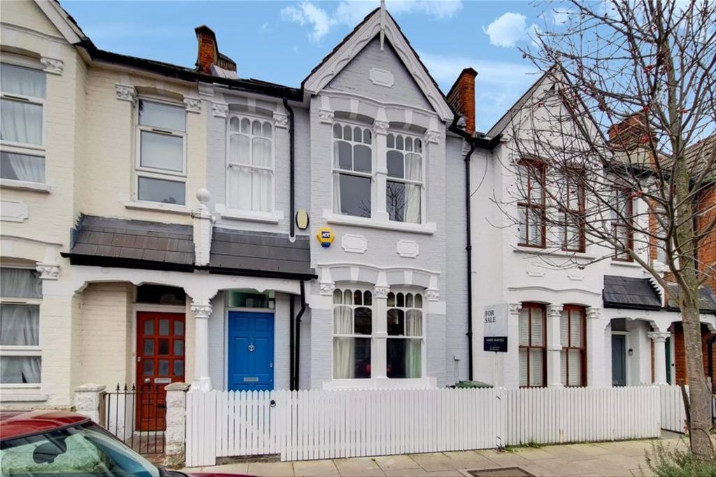Property photo 1 of 1