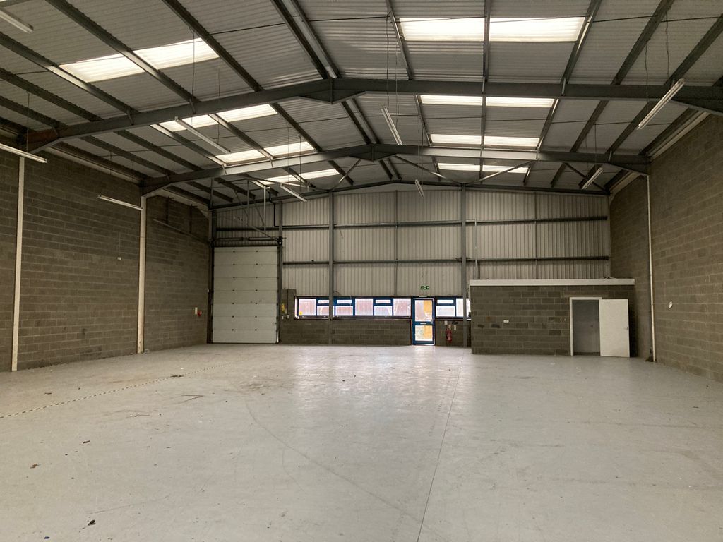 Property photo 3 of 4