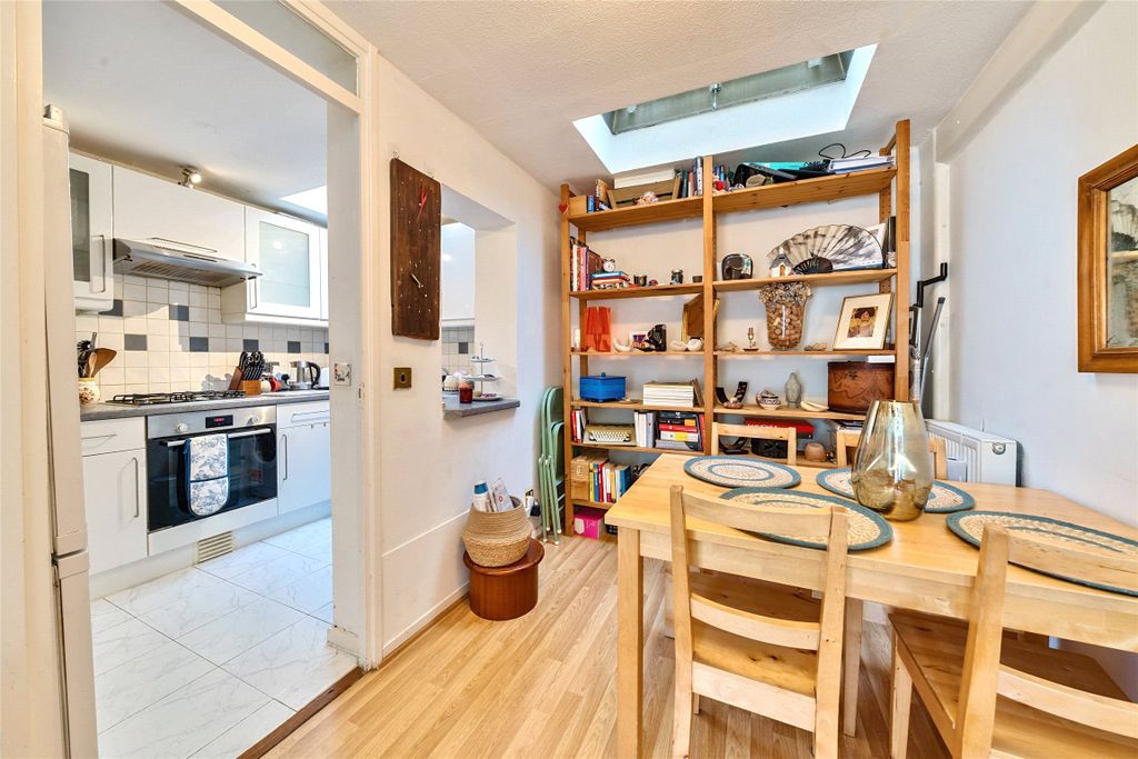 Property photo 1 of 11 Picture No. 37