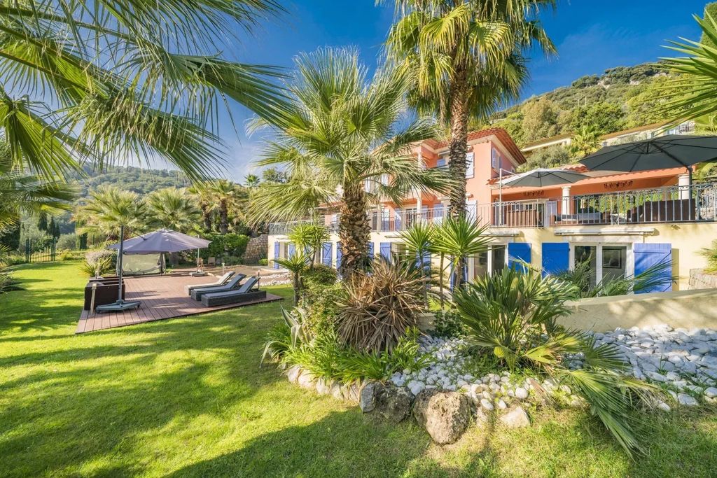 Property photo 3 of 18