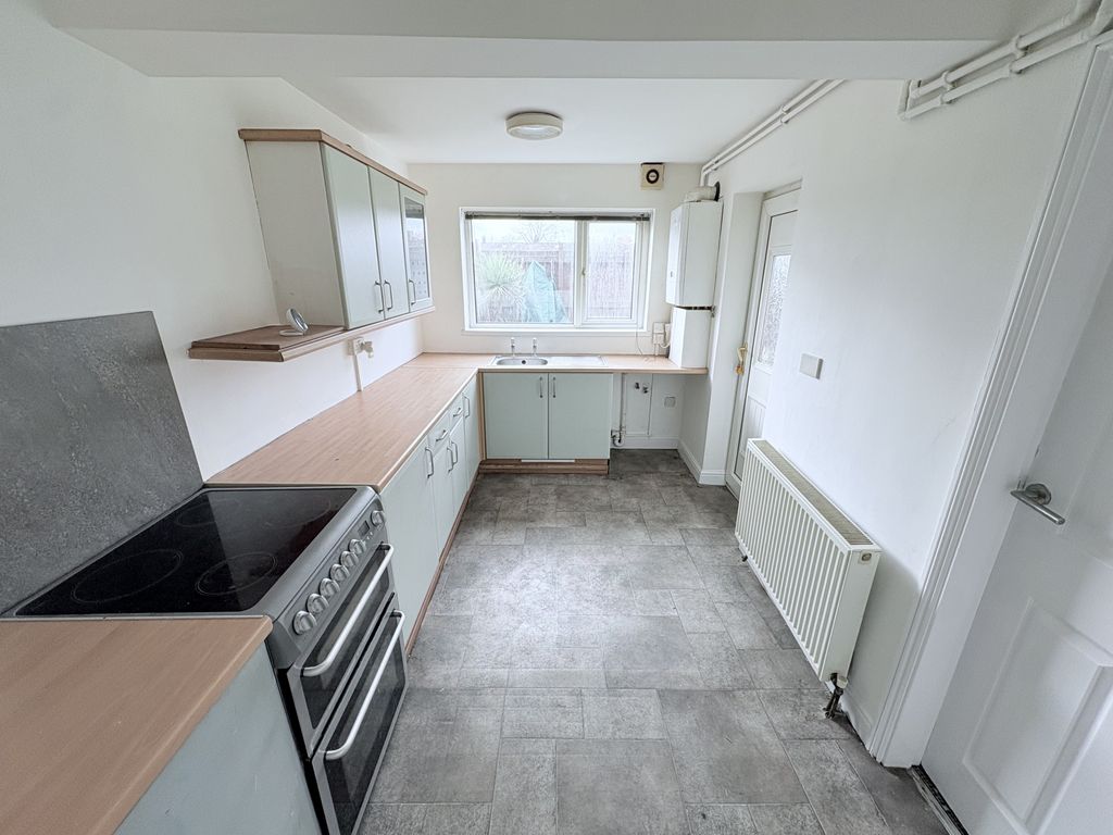 Property photo 3 of 8 Gallery