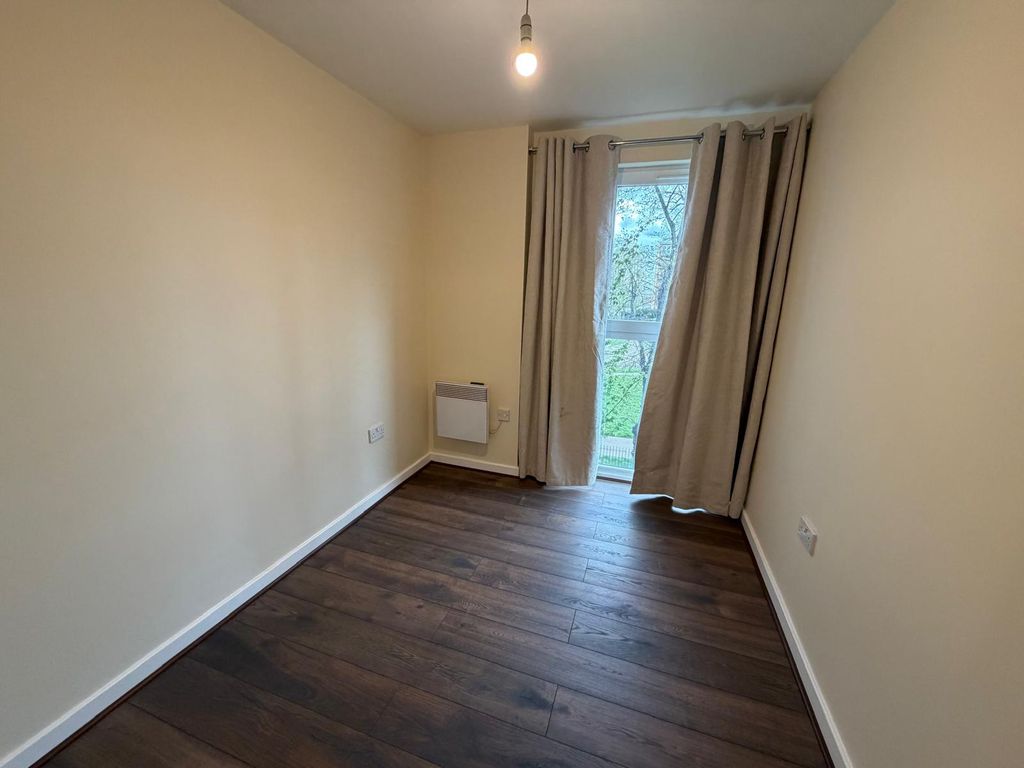 Property photo 3 of 5