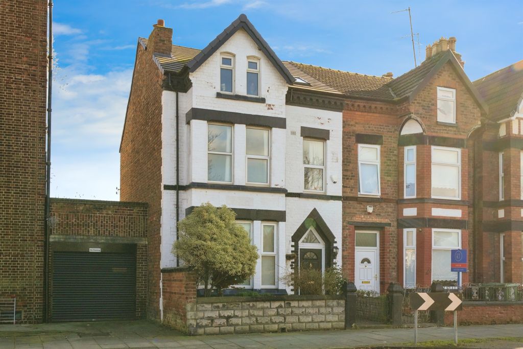 Property photo 1 of 17