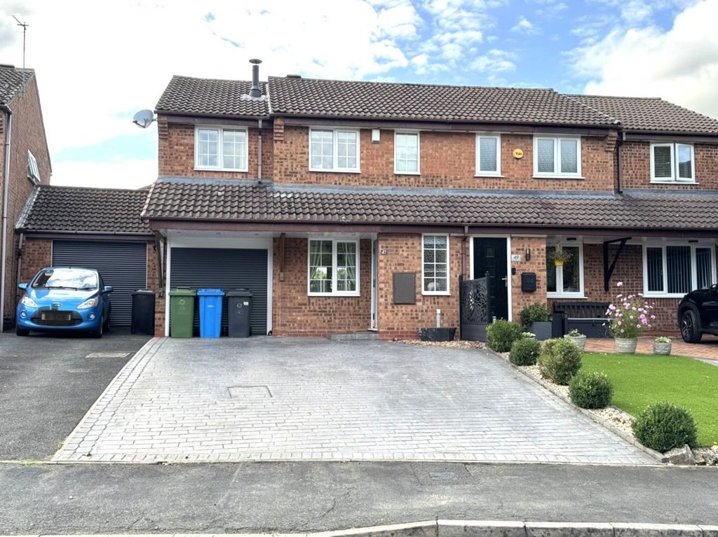 Property photo 1 of 22