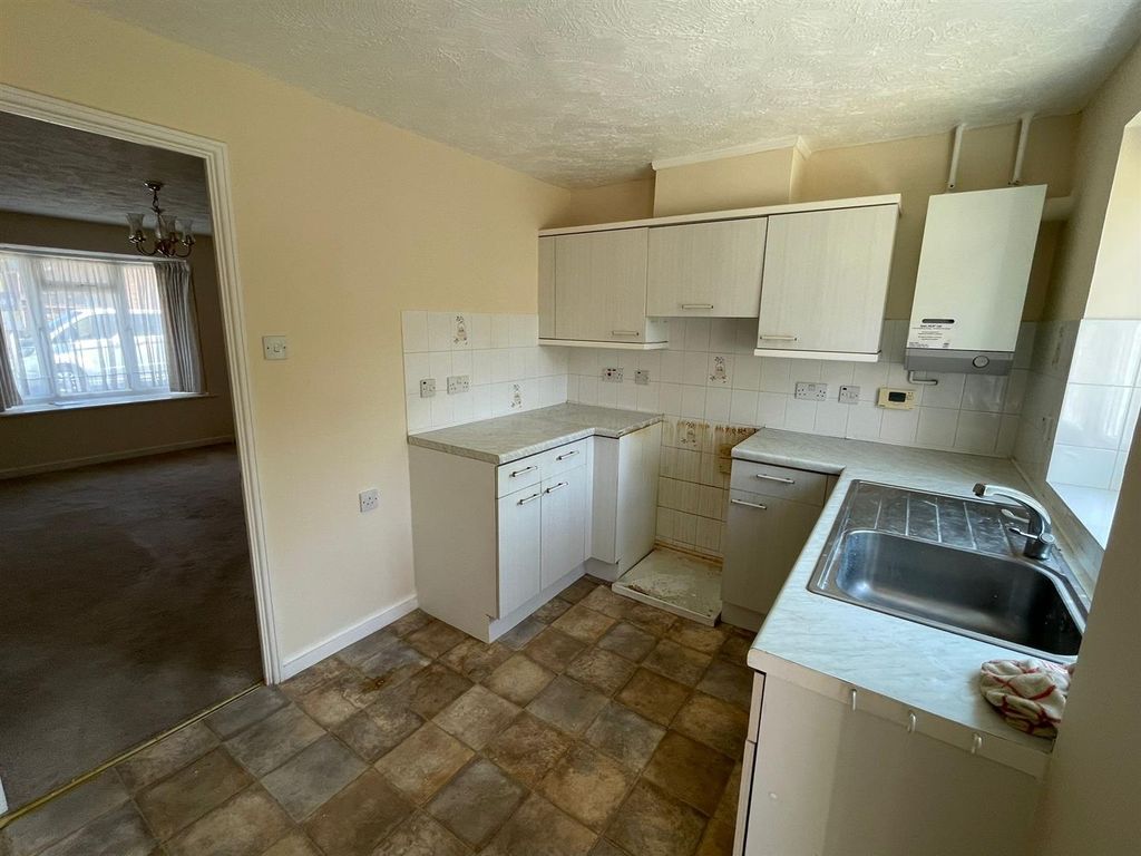 Property photo 3 of 12 086493cd-Bd37-45Da-971d-6d468Faaa480.Jpeg