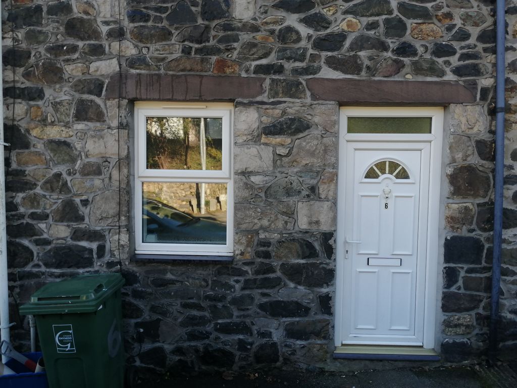 Property photo 1 of 11 Front