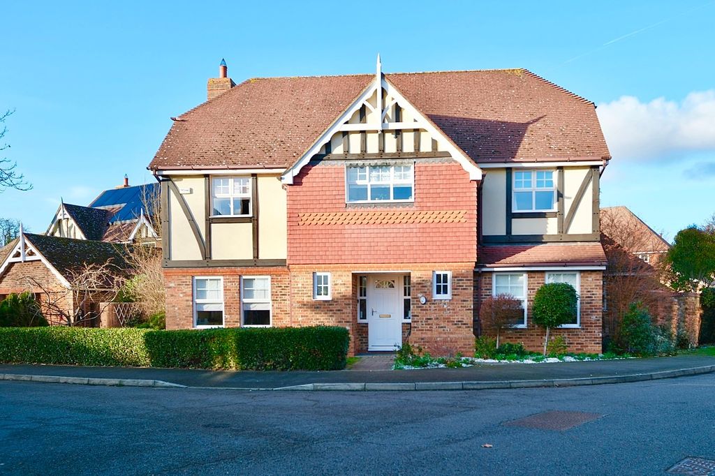 Property photo 1 of 31