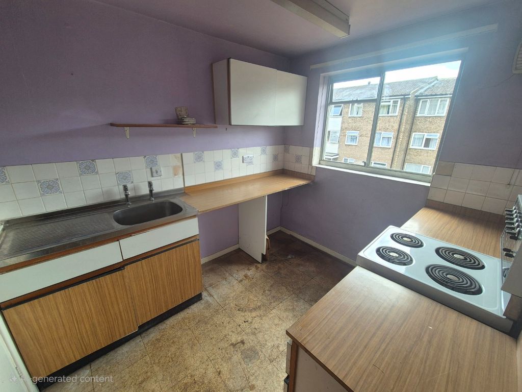 Property photo 3 of 5 4325982