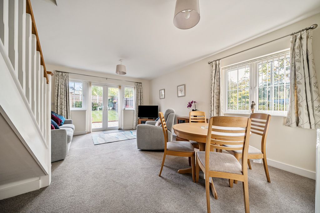 Property photo 3 of 21