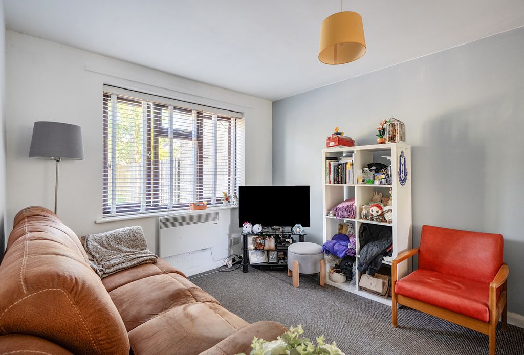 Property photo 3 of 14 1481209-8-6A356d9...