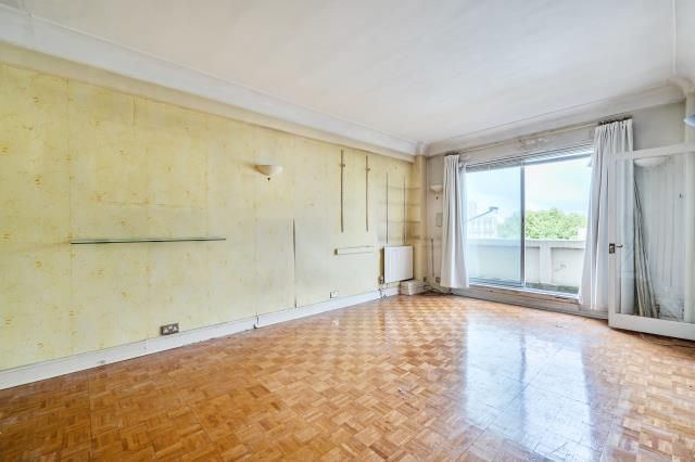 Property photo 2 of 19 Reception Room