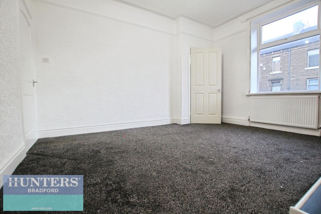 Property photo 3 of 18 19E1577B-Img_1176.Jpg