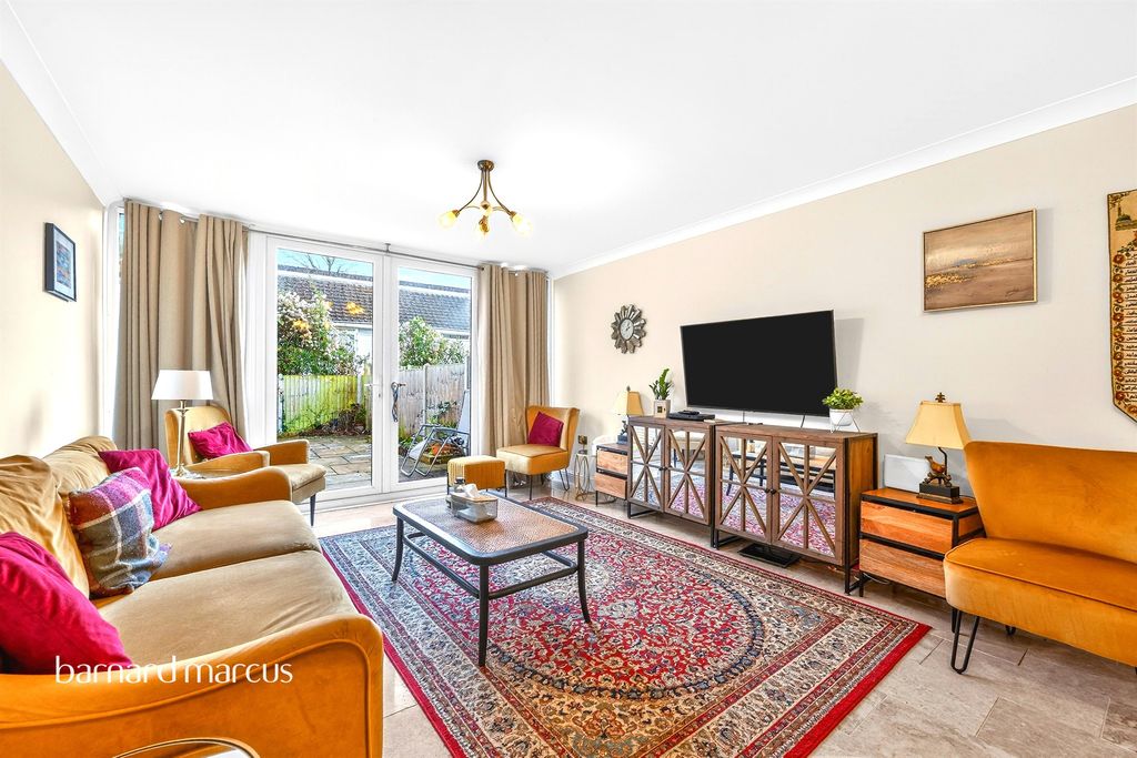 Property photo 1 of 21