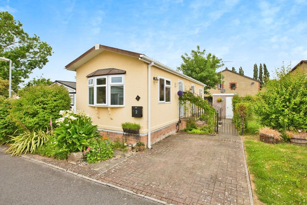 Property photo 1 of 17 Photo