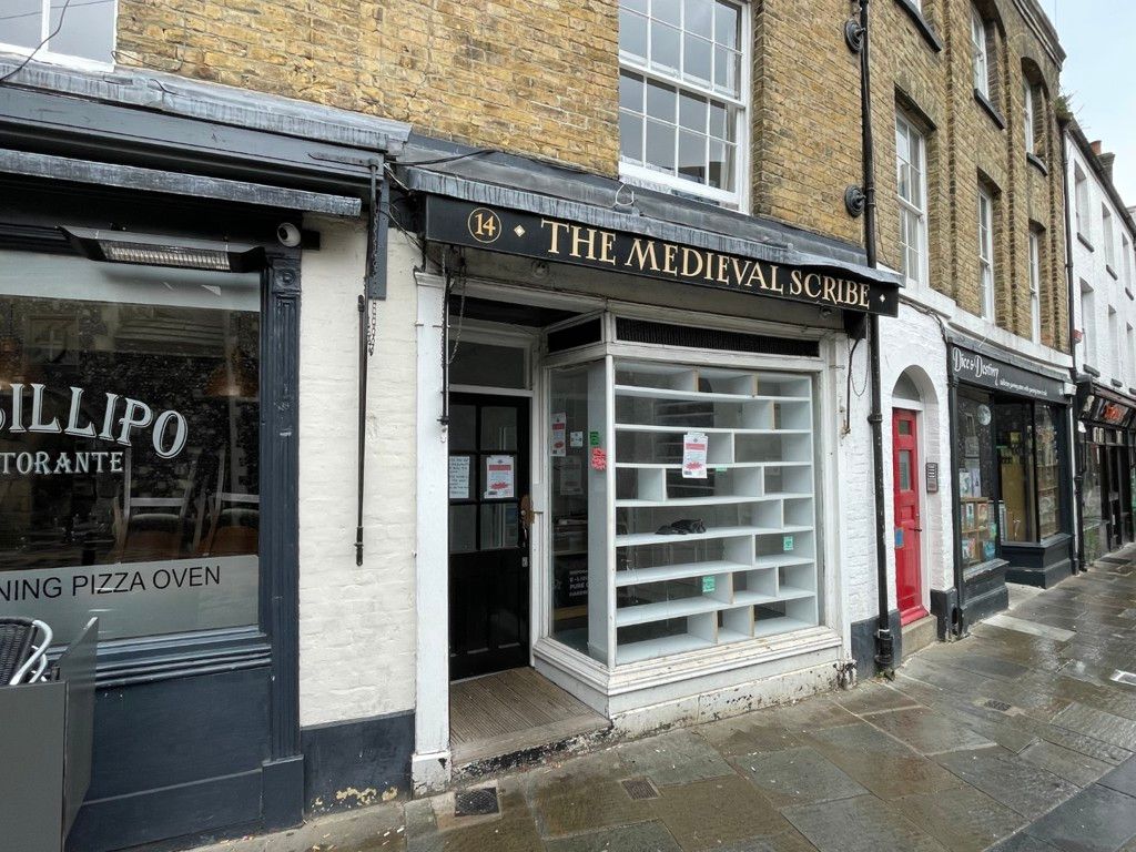 Property photo 1 of 7 Photo 6