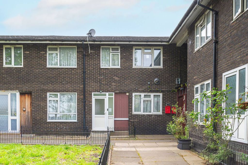 Property photo 2 of 21