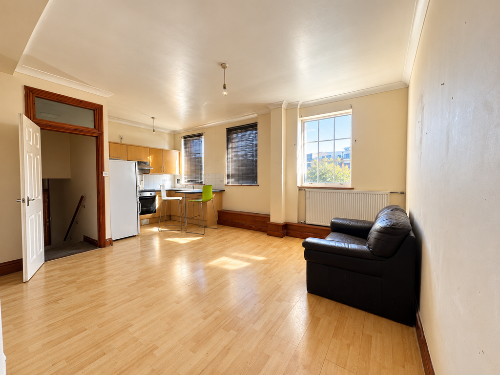 Property photo 1 of 6