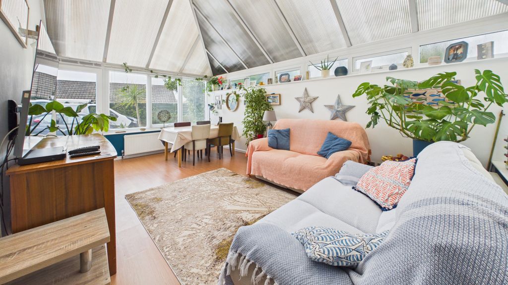 Property photo 3 of 22 Gallery