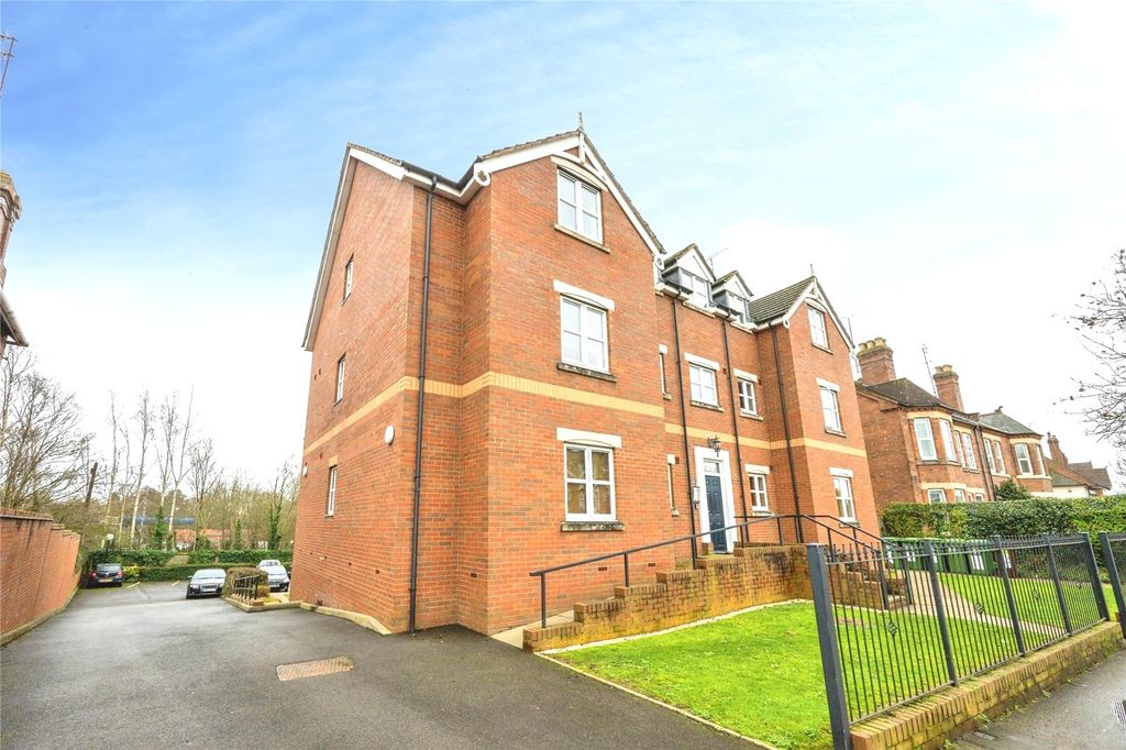 Property photo 1 of 14 Front