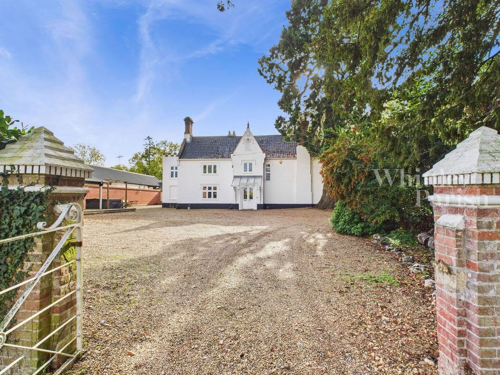 Property photo 1 of 55