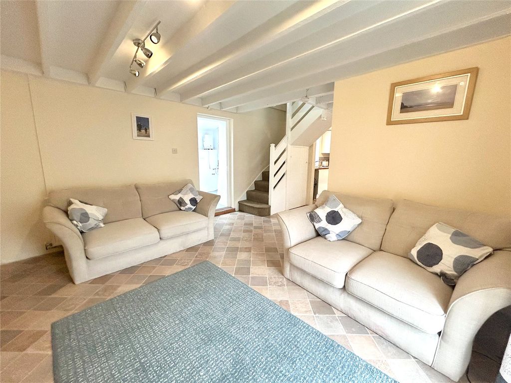 Property photo 3 of 18 Picture No. 04