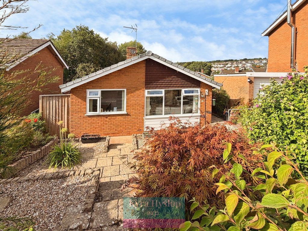 Property photo 2 of 27
