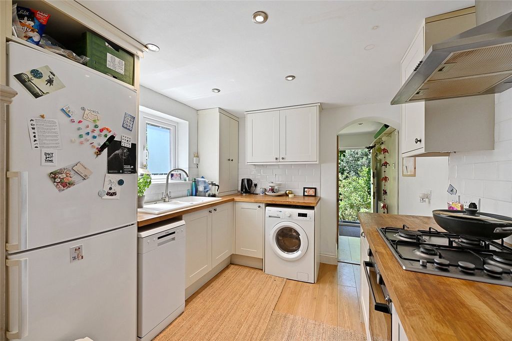 Property photo 3 of 11 Picture No. 08