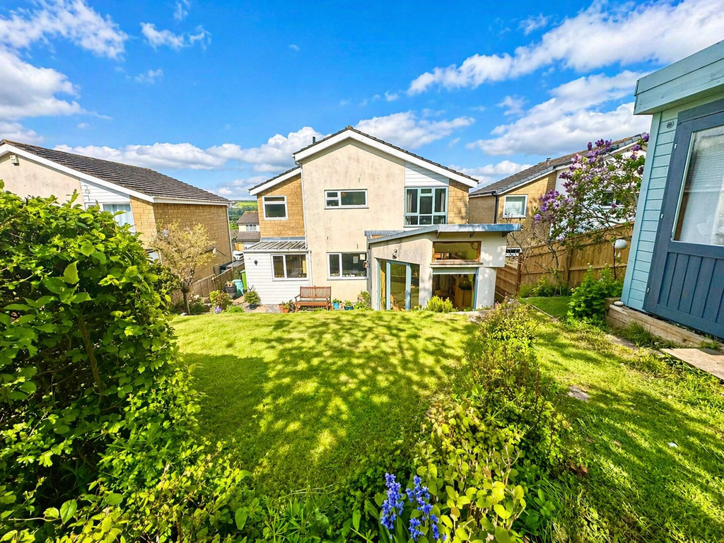 Property photo 2 of 23 Photo 05