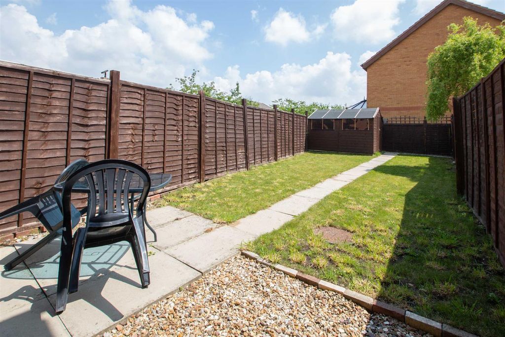 Property photo 3 of 12