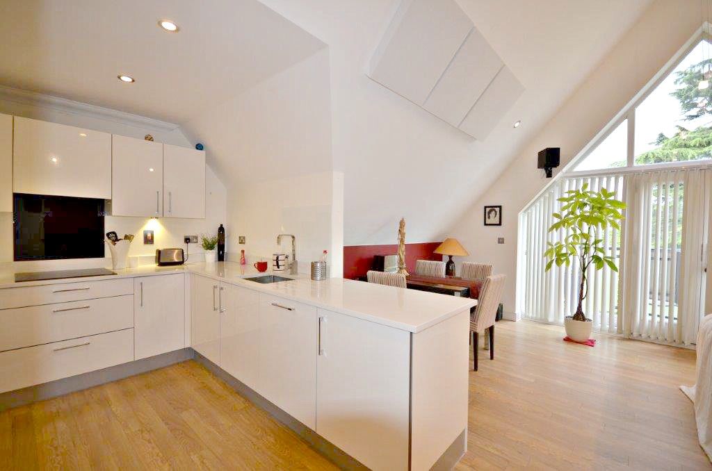 Property photo 1 of 10 Kitchen2.Jpg